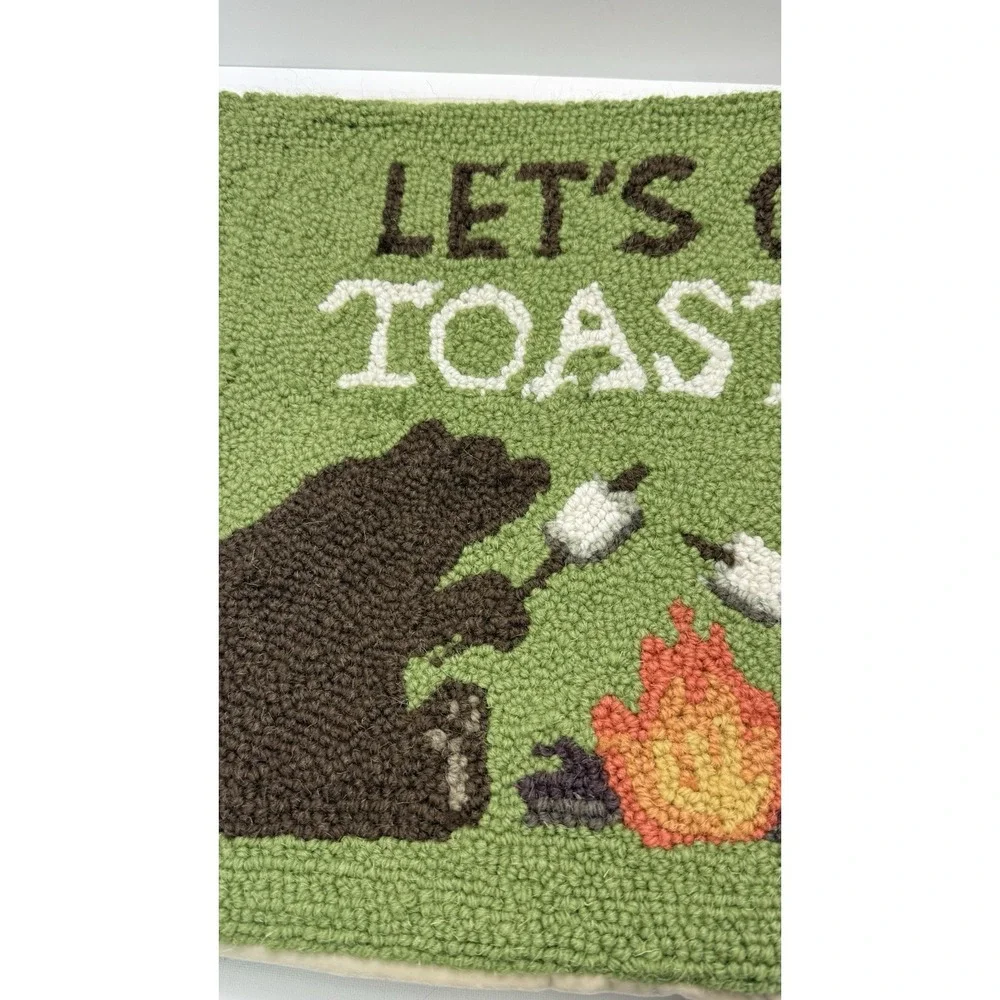 Peking Handicraft "Let's Get Toasted" Bear Campfire Hooked Two Pillow Shams Wool - Picture 10 of 12
